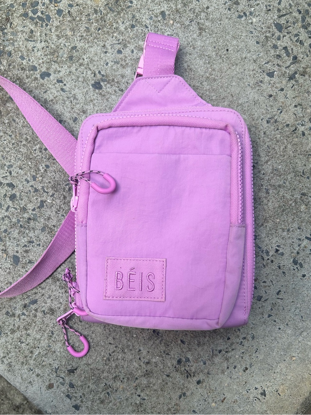 BÉIS The Sport Sling Crossbody Bag Berry Pink Travel Festival Organizer
